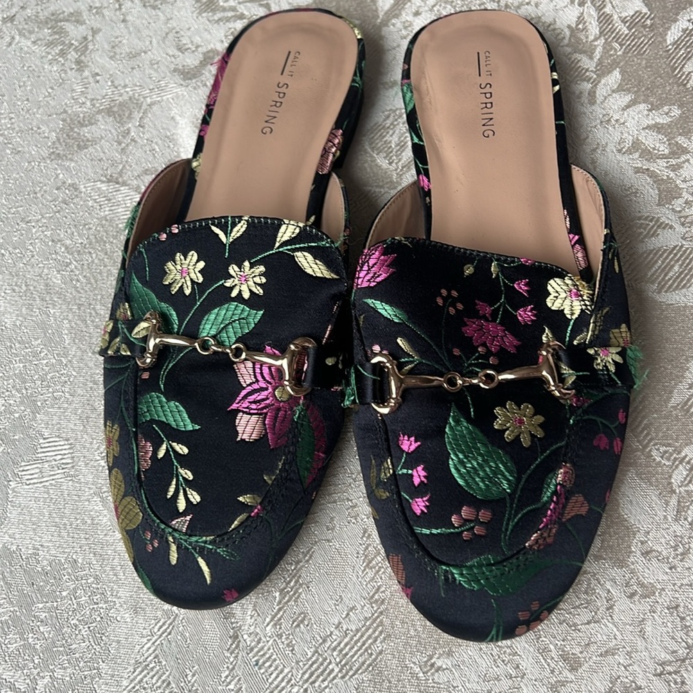 Call it Spring Mules with Floral Embroidery - Picture 2 of 6